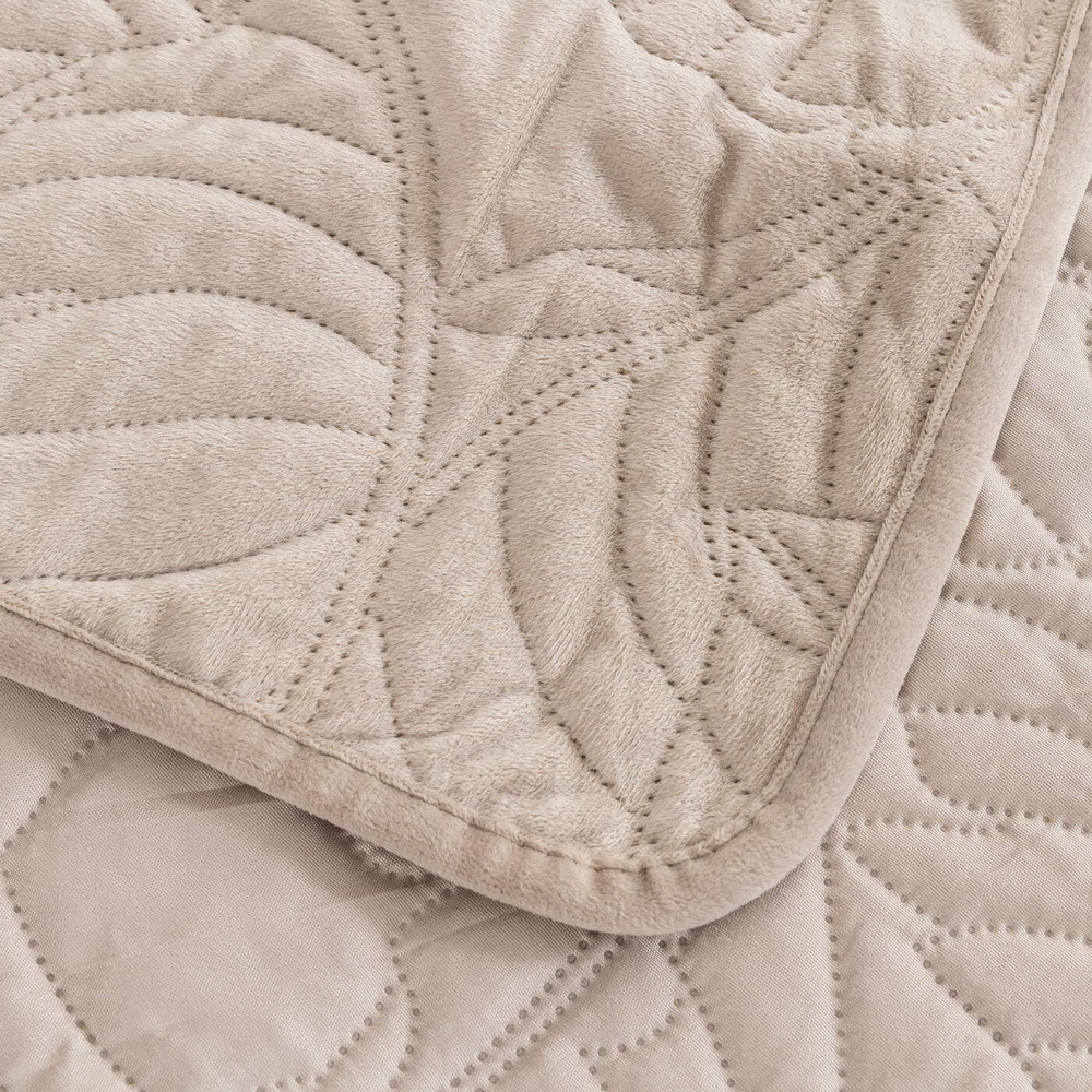 Покрывало 240х260 и 2 наволочки 50х70 Sofi De MarkO Мелисса светло-бежевое