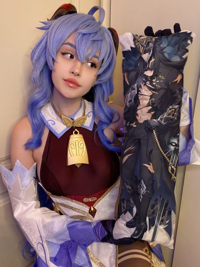 Мини дакимакура Капитано Геншин Импакт арт. M1307, 60х20 см