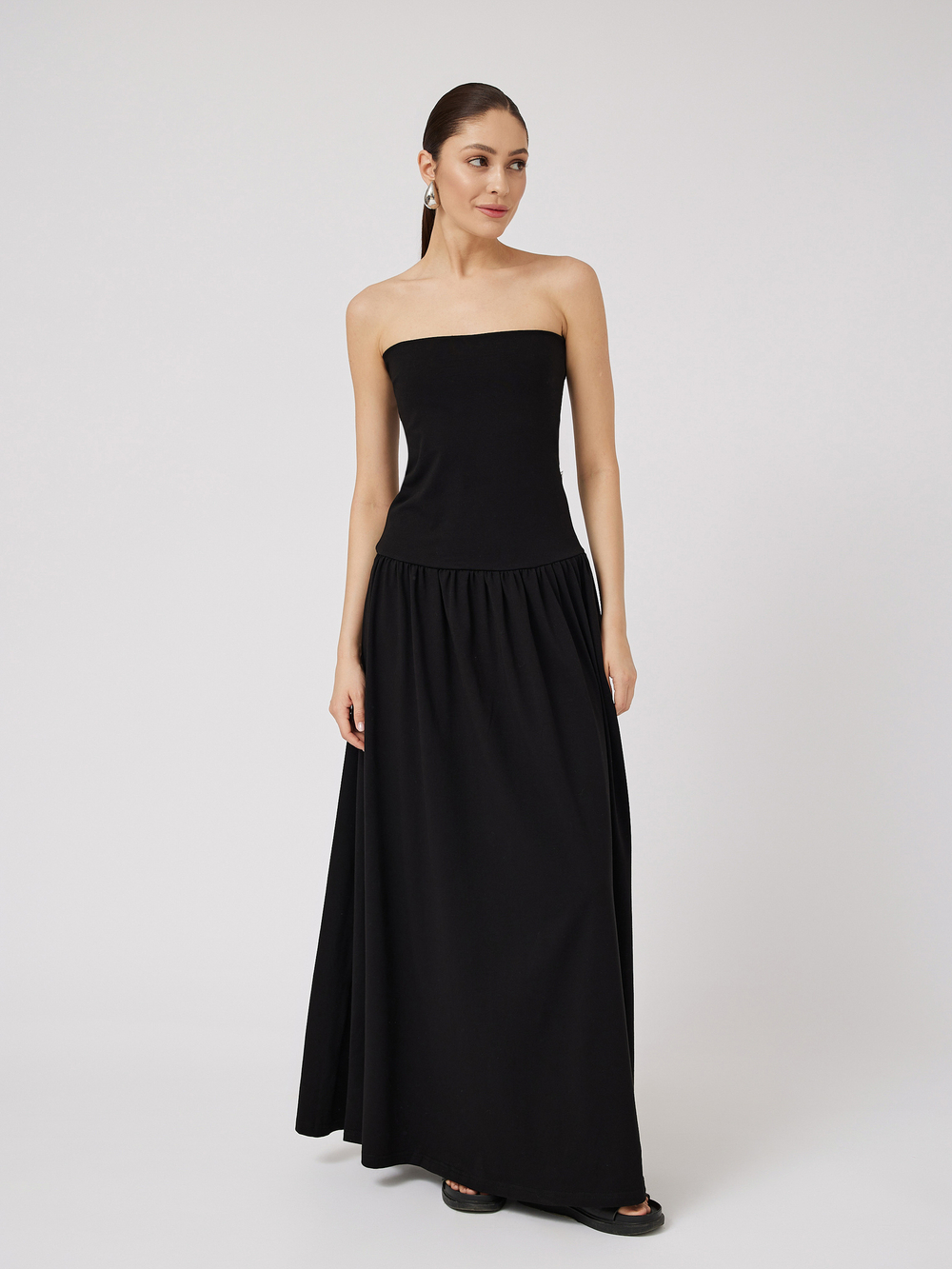 Платье бандо с открытыми плечами