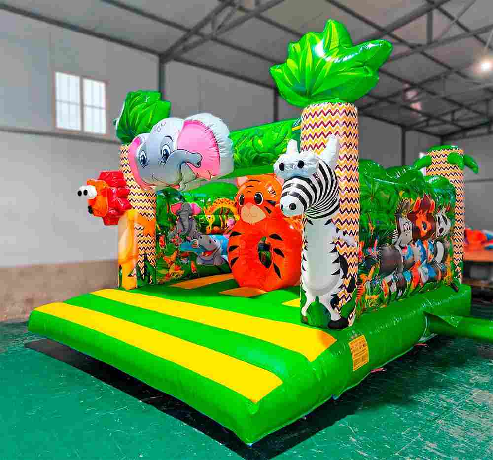 Коммерческий надувной батут «Чудо-сафари 2» 3,5*3,5*2,4 м