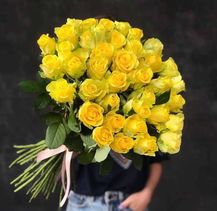 Букет из 35 голландских роз 60 см (цвет роз на выбор) #17761