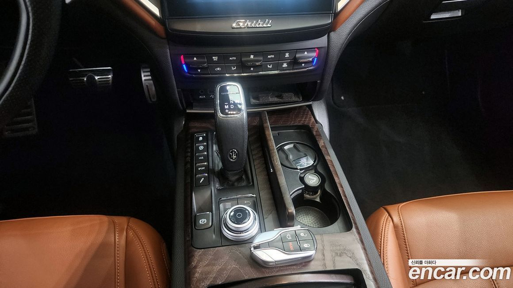 Maserati Ghibli 3.0 Дизель GrandSport (12.2020)