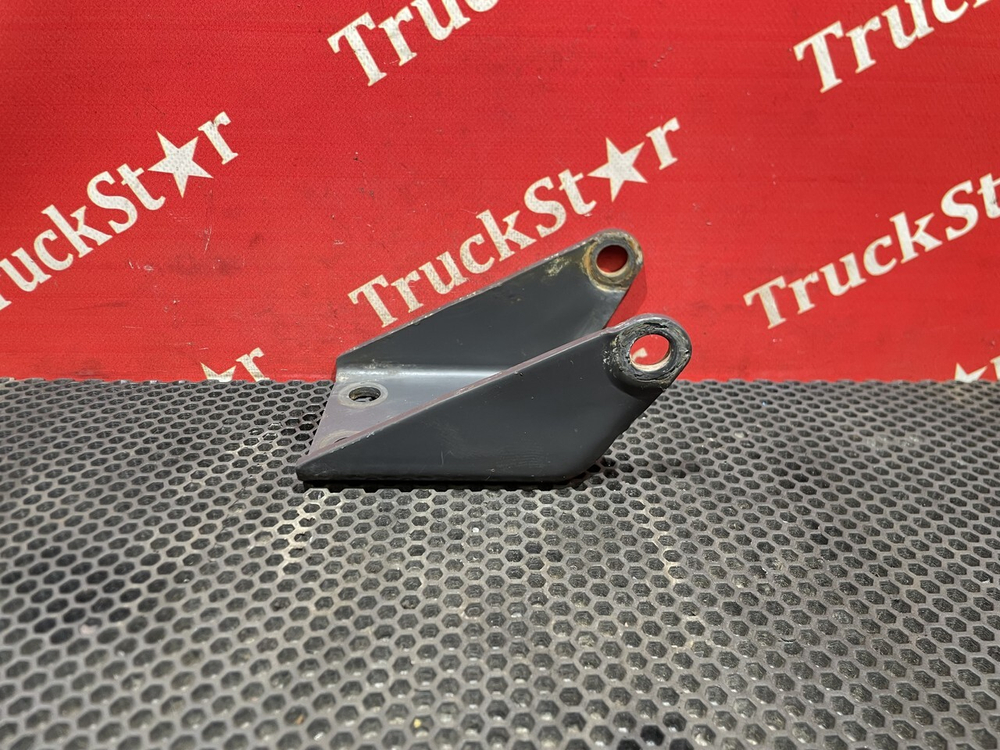 Кронштейн амортизатора заднего 2018г