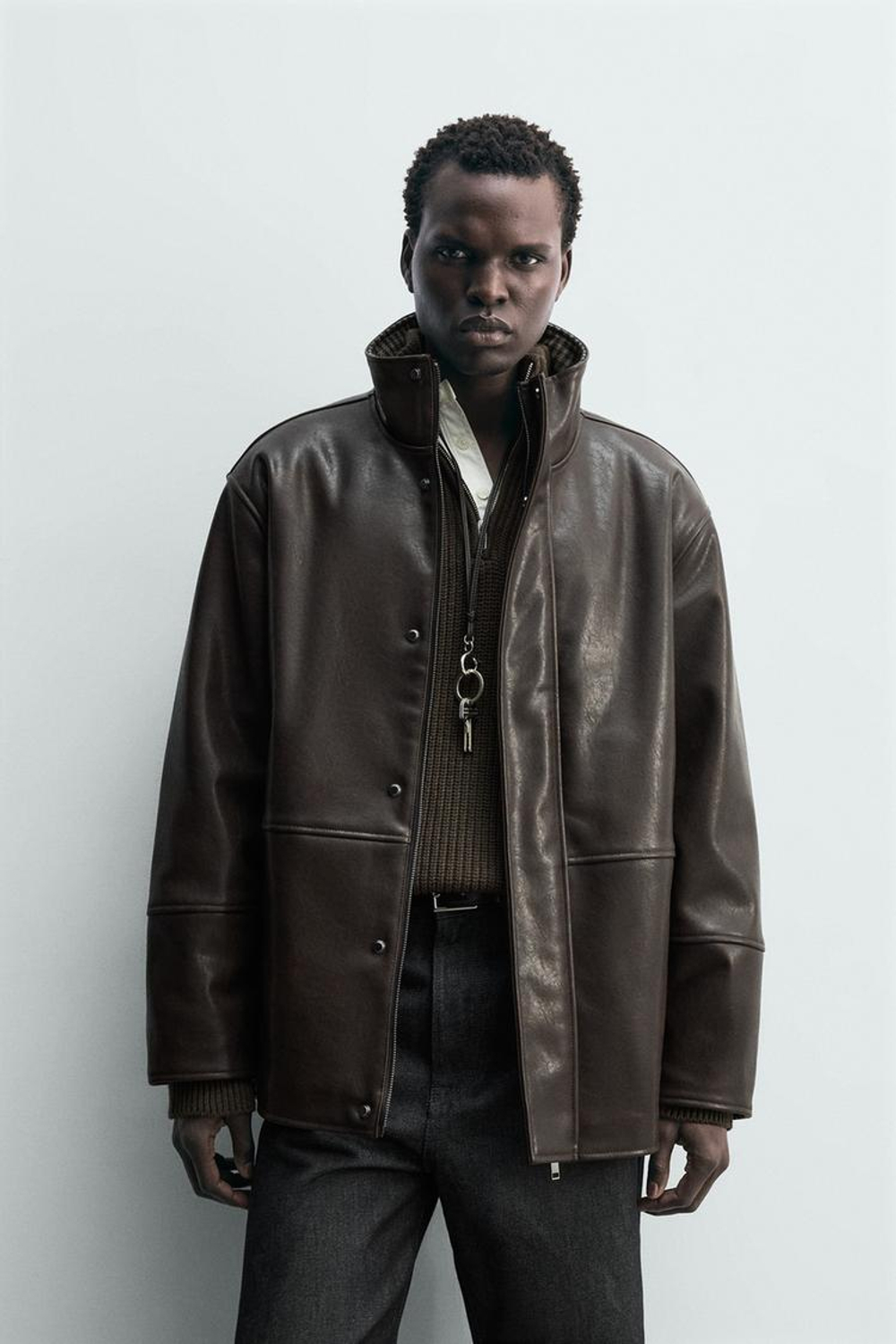 ZARA КОНТРАСТНАЯ КУРТКА ИЗ ИСКУССТВЕННОЙ КОЖИ, КОРИЧНЕВЫЙ