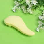 Расческа массажная компактная «Manhattan», цвет желтый, в коробке, 14,5см