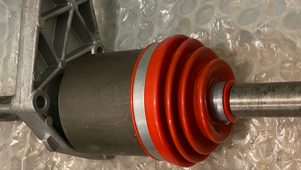 Привода усиленные (24 шлица) с АБС Лада 4х4/ Нива Шевроле/Тревел (1,7 л)