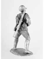 Оловянный солдатик Рядовой заряжающий из расчета миномета