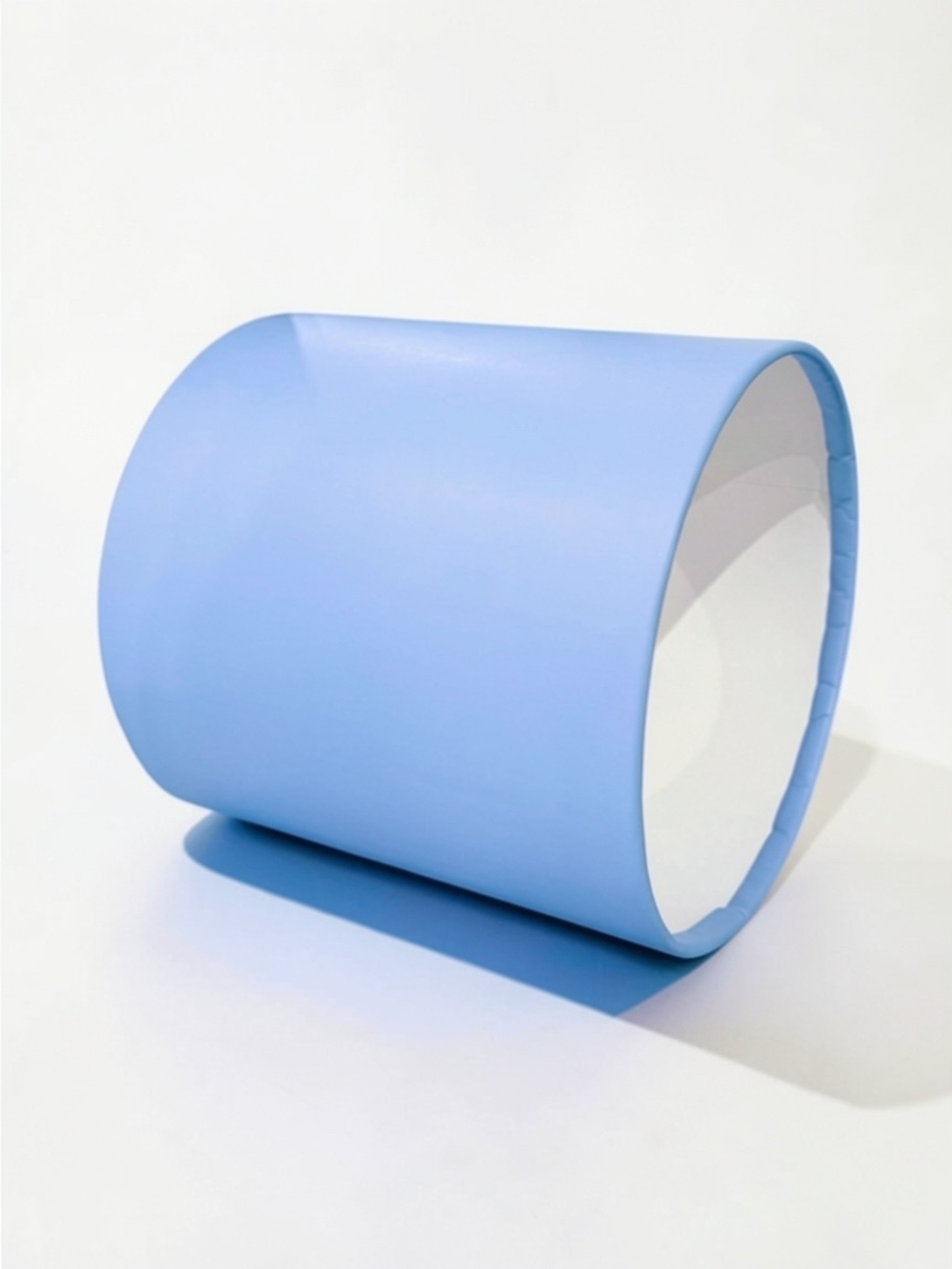 Бюджетная шляпные коробка с завальцовкой без крышки(ламинированая бумага) .Цвет; Светло фиолетовый.