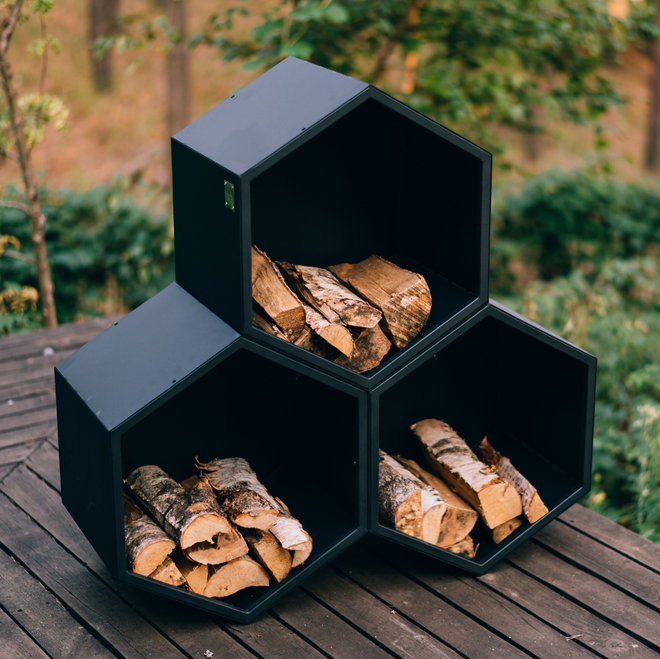 Уличная дровница Искры Костра Соты