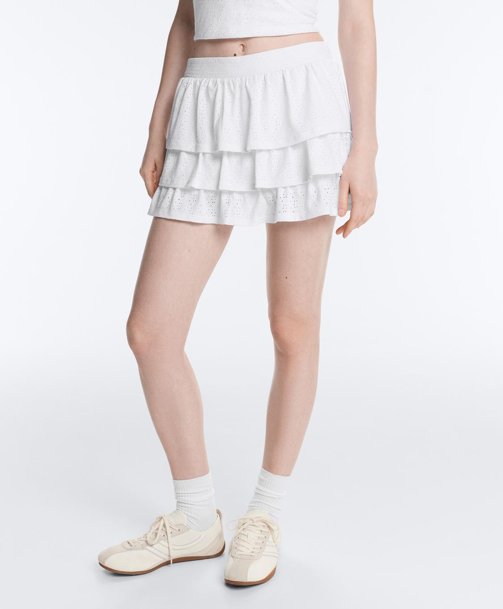 Oysho Короткая юбка Comfortlux с вышивкой, белый