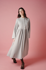 Платье оверсайз из смесовой ткани, светло-серая елочка