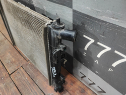 Радиатор двигателя Hyundai Solaris 2 (HCR) 20-нв Б/У Оригинал 25310H5050