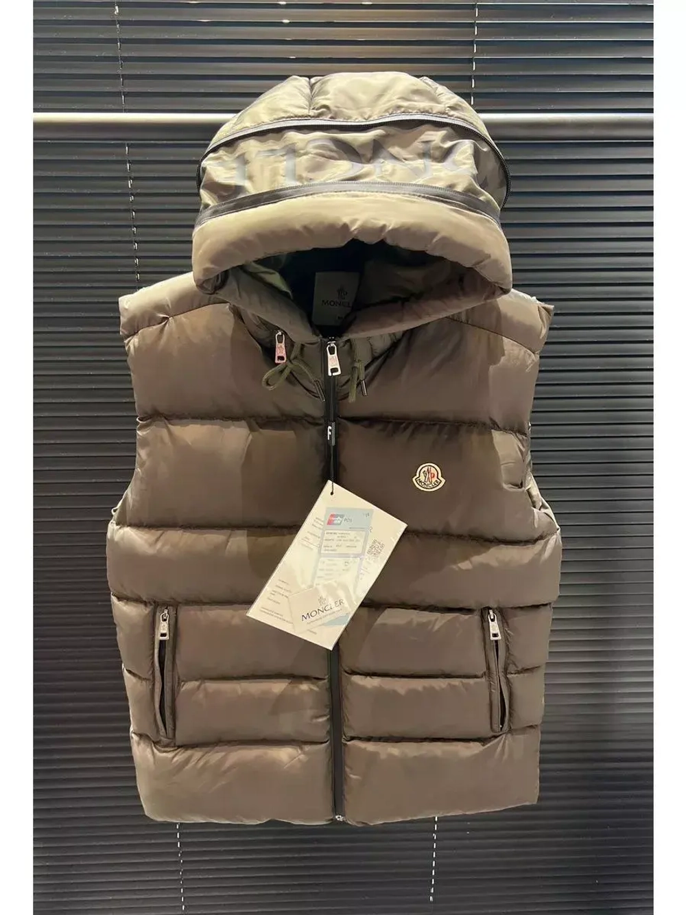 Жилетка женское с капюшоном