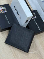 Бумажник Prada