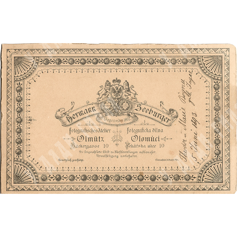 Серия студийных фотопортретов. Австро-Венгерская Империя. Конец XIX – начало XX века.