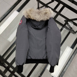 Пуховик Canada Goose