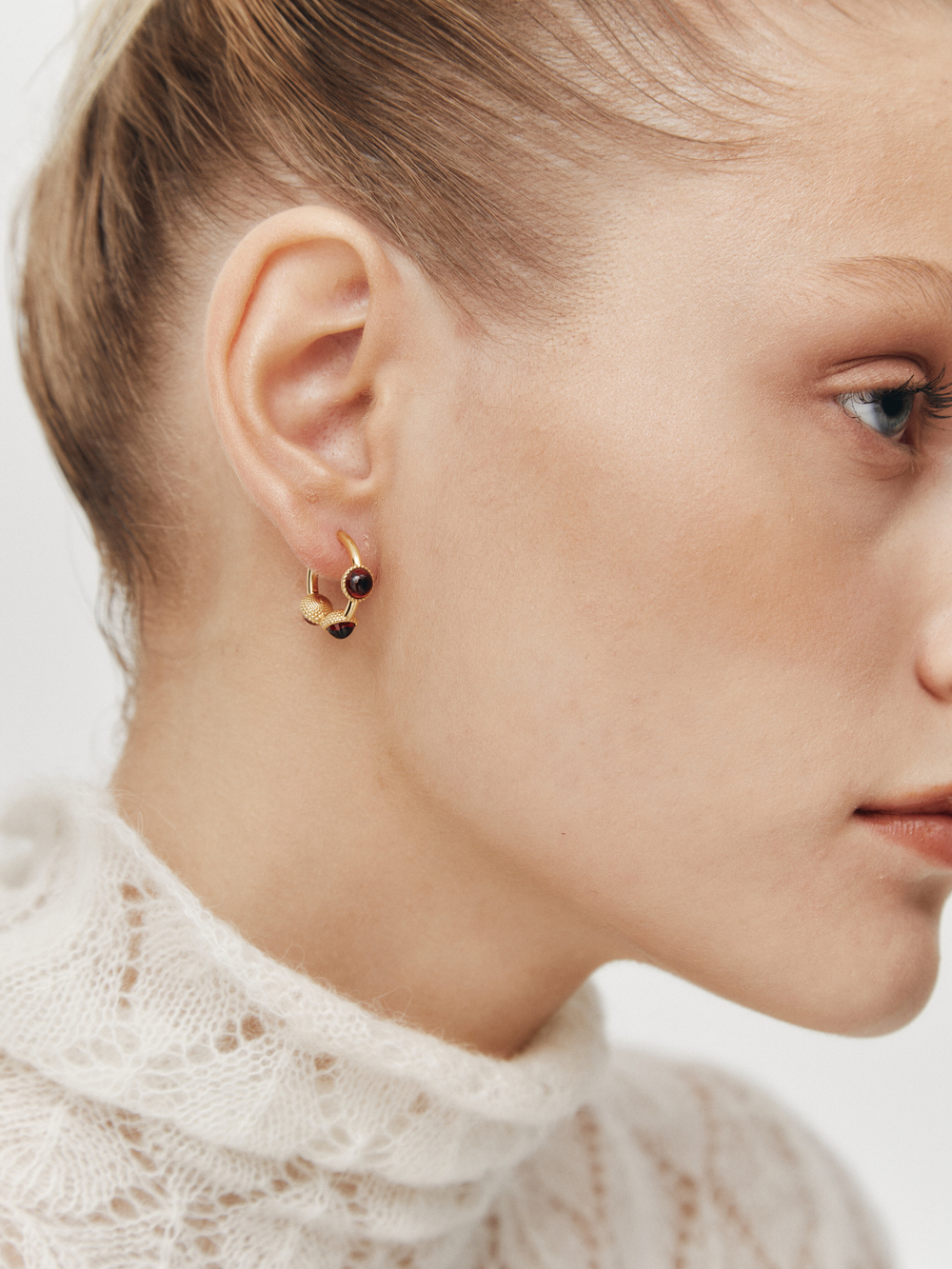 Серьги-кликеры КОЛТ позолота с гранатами