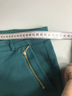 Брюки Mohito стильного оттенка, маркировка 38, визуально на 44 размер