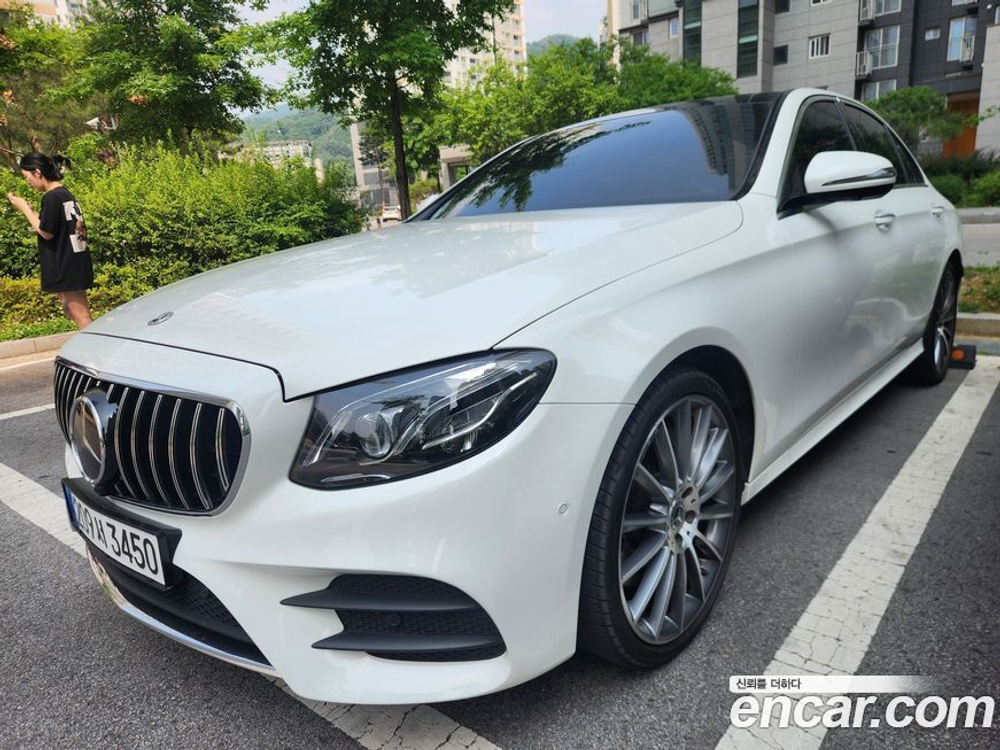 Mercedes-Benz E-Class W213 E350 4MATIC AMG Line (08.2019)