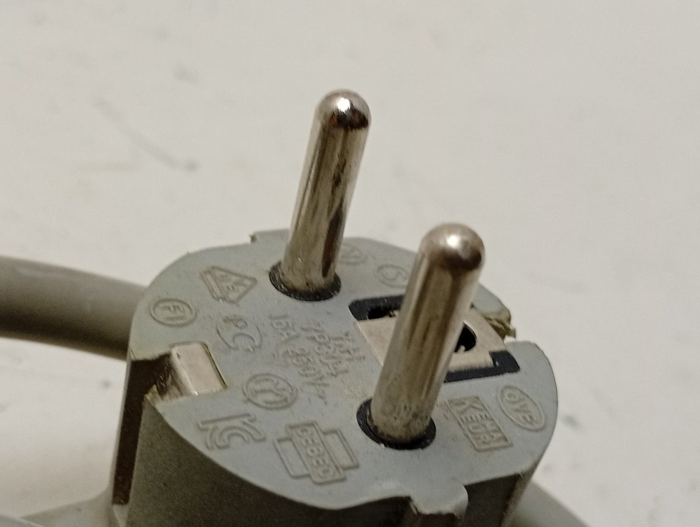 WF8590NFW кт62 Сетевой шнур для стиральной машины Samsung DC96-00146A б/у