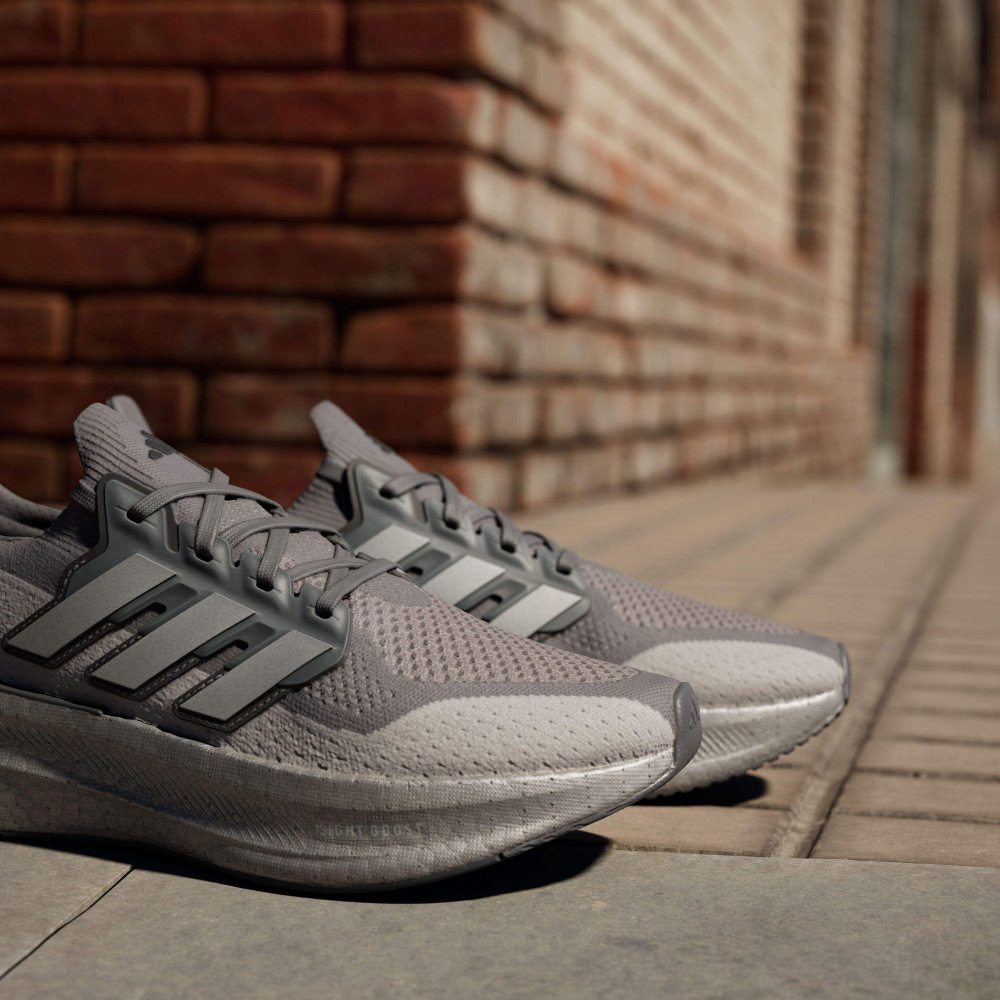Кроссовки adidas Ultraboost 5.0