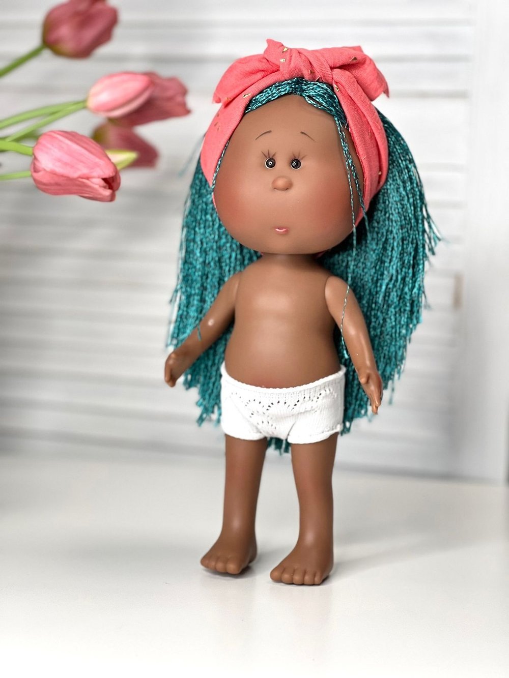 Кукла Nines виниловая 30см MIA (3434K)