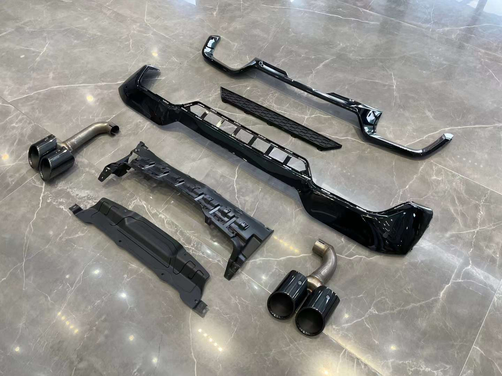 Диффузор заднего бампера в стиле X3M с насадками на выхлоп для BMW X3 Рестайлинг G01 2022+ БМВ