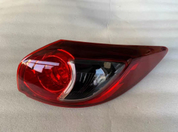Задняя фара Mazda CX-5 оригинал, комплект внешняя/внутренняя,