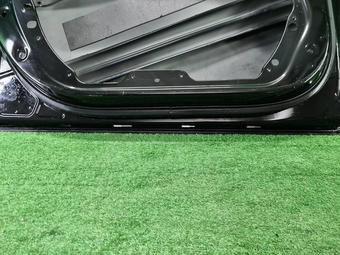 Дверь передняя левая Mercedes E W213 (2016-2023)