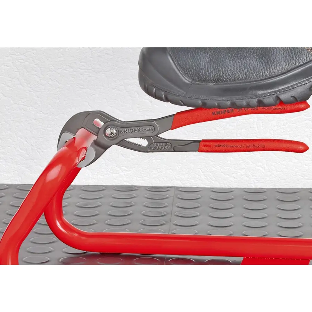 Клещи хромированные Cobra® 125 мм Knipex 87 03 125