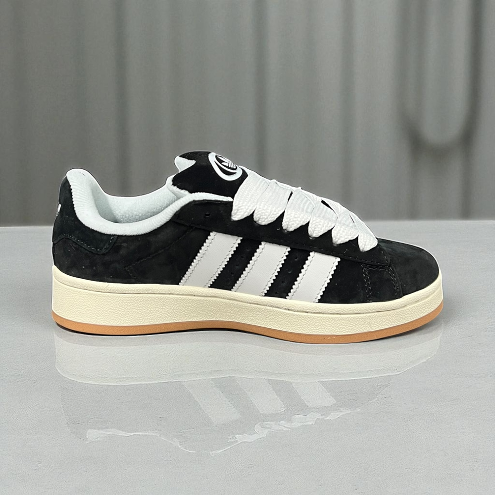 Adidas Campus • Black White