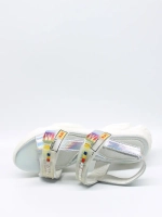 Босоножки «Mismatched shoes» (несовпадающая обувь)
