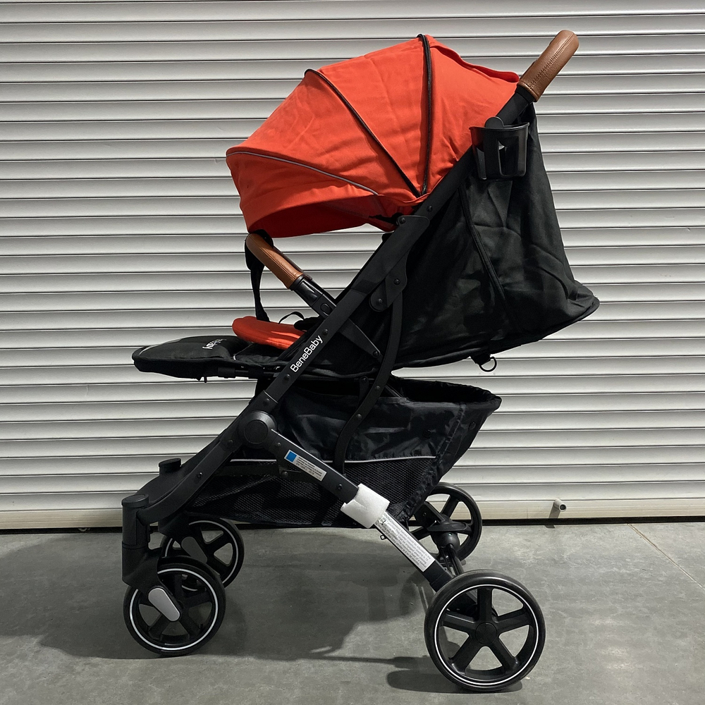 Прогулочная коляска D200 Красный текстиль полный комплект