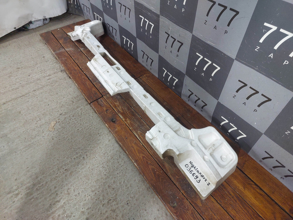 Абсорбер заднего бампера Toyota Highlander 2 (U40) 10-13 Б/У Оригинал 5261548160