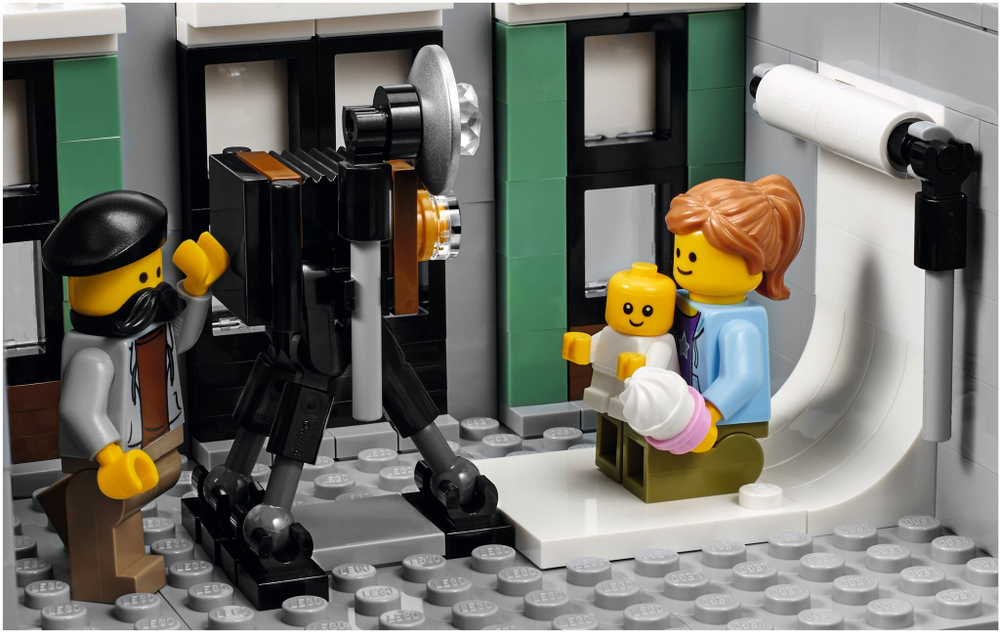 Конструктор LEGO 10255 Городская площадь