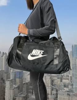 Сумка спортивная N, чёрная, 30 л.