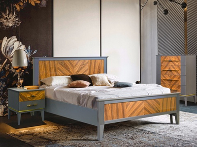 Комод высокий