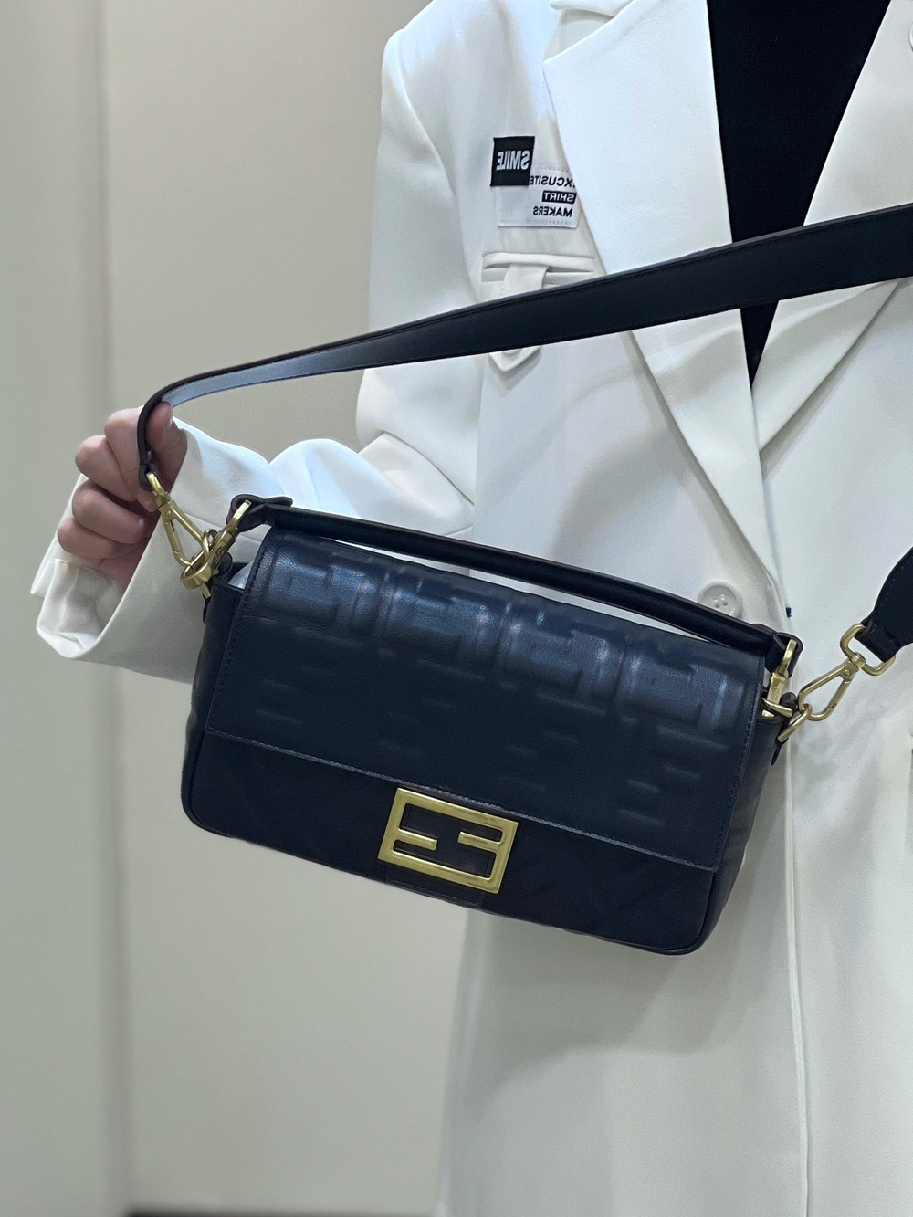 Fendi Baguette 27 cm