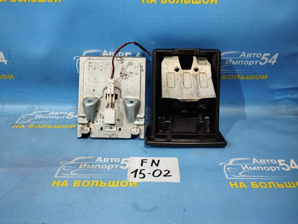 Пепельница NISSAN PULSAR 1999