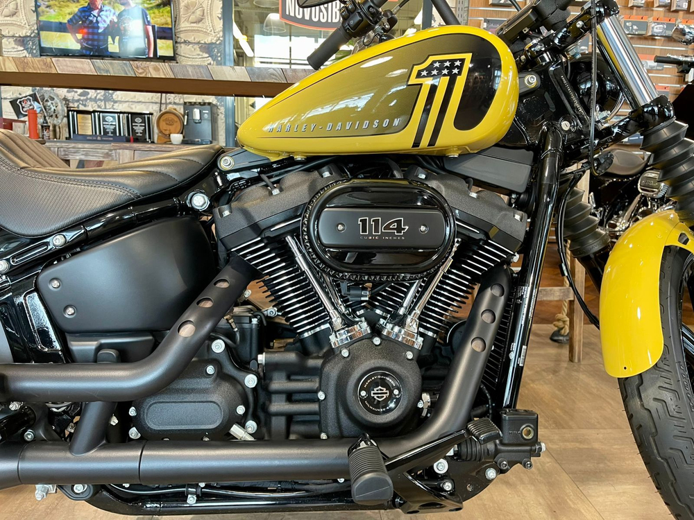 Street Bob 114 Harley-Davidson 2023 (Hightall Yellow)