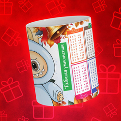 Лабубу с таблицей умножения