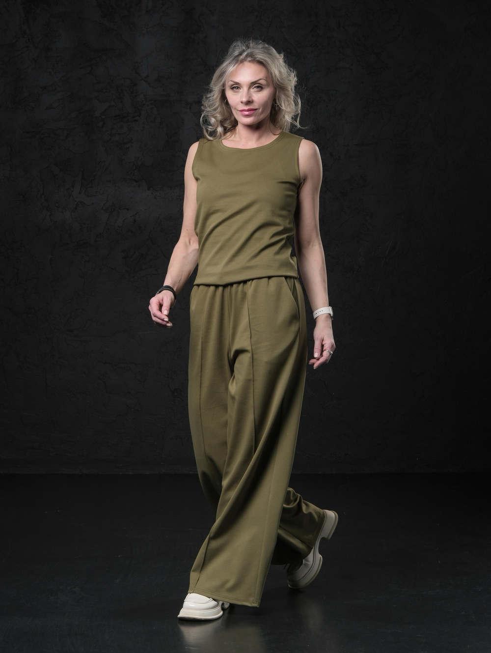 Палаццо со стрелкой /хвоя