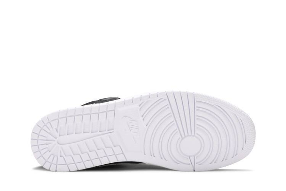 Кроссовки Jordan Air Jordan 1 Retro Mid Black White