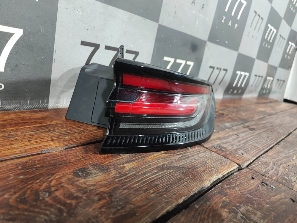 Фонарь задний правый Changan UNI-K 20-нв Б/У Оригинал CD569F2805030500AA