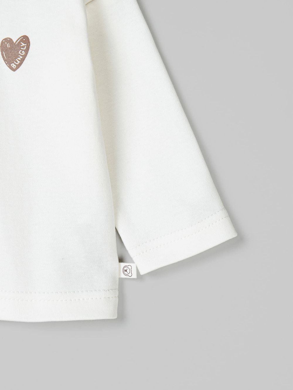 Лонгслив "Сердце" с принтом 0+