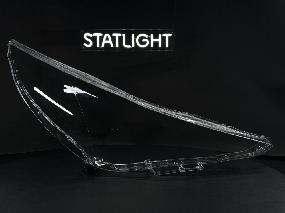 Правое стекло фары Hyundai Sonata 6 YF 2009-2014