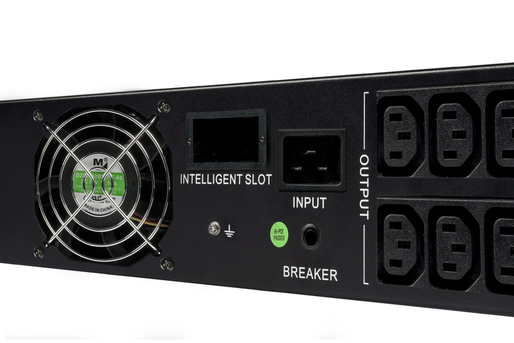 Источник бесперебойного питания  Systeme Electric SMTSE3000RMI2U