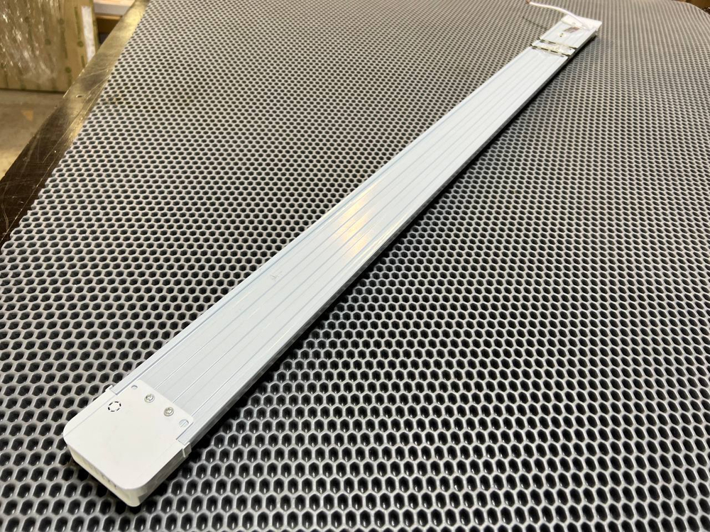 Светильник линейный промышленный-офисный СКС 1200 мм, IP40, 5000К, 80w, 220v