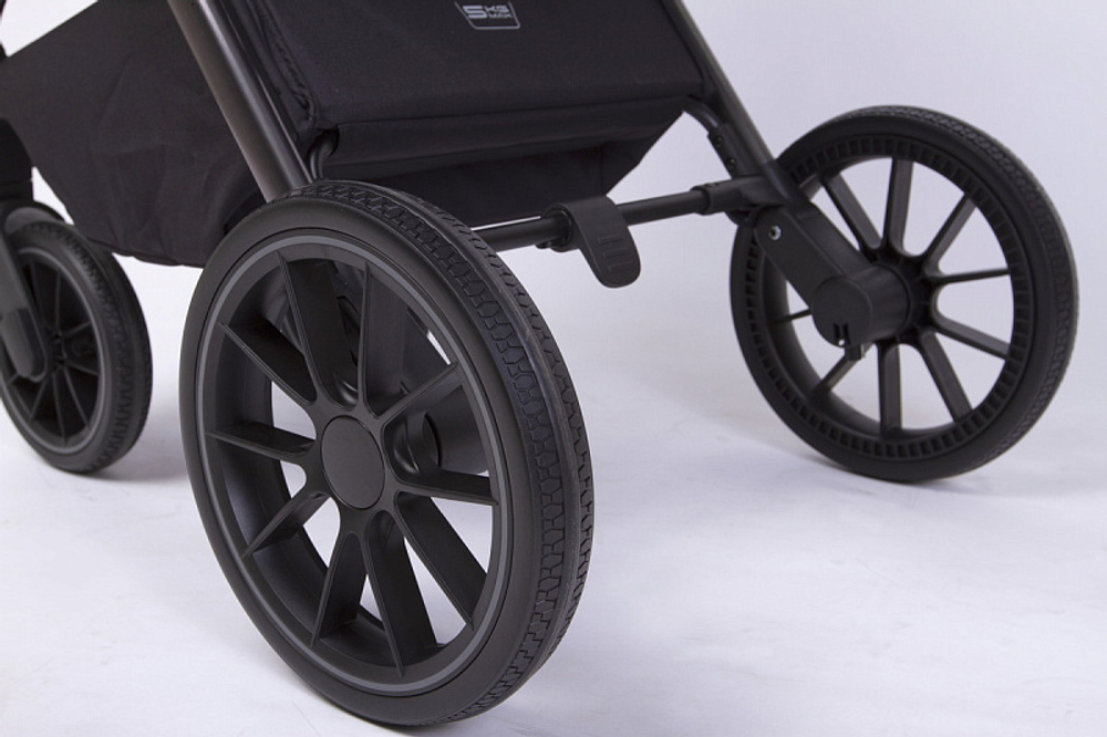 Детская коляска Peppy Monaco GP 2 в 1 Black черный, рама темно-серая