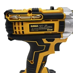Шуруповерт аккумуляторный 18 V DeWALT 770 .